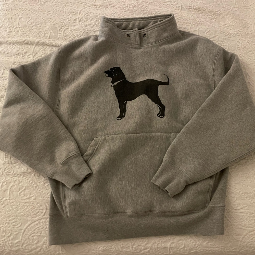black dog sweatshirt